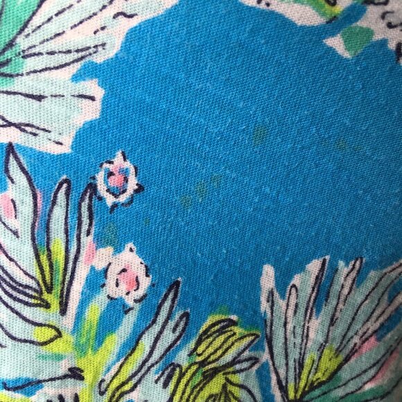 Lilly Pulitzer 24965 Mandy V Neck Jungle Toile Glam Tunic Shirt Size Medium - Picture 5 of 16